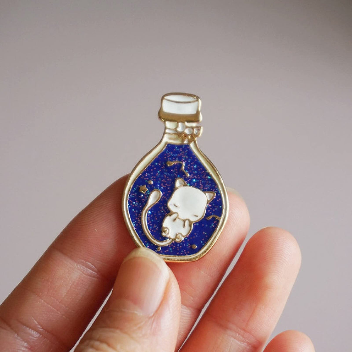 Pin Mew · Pokémon