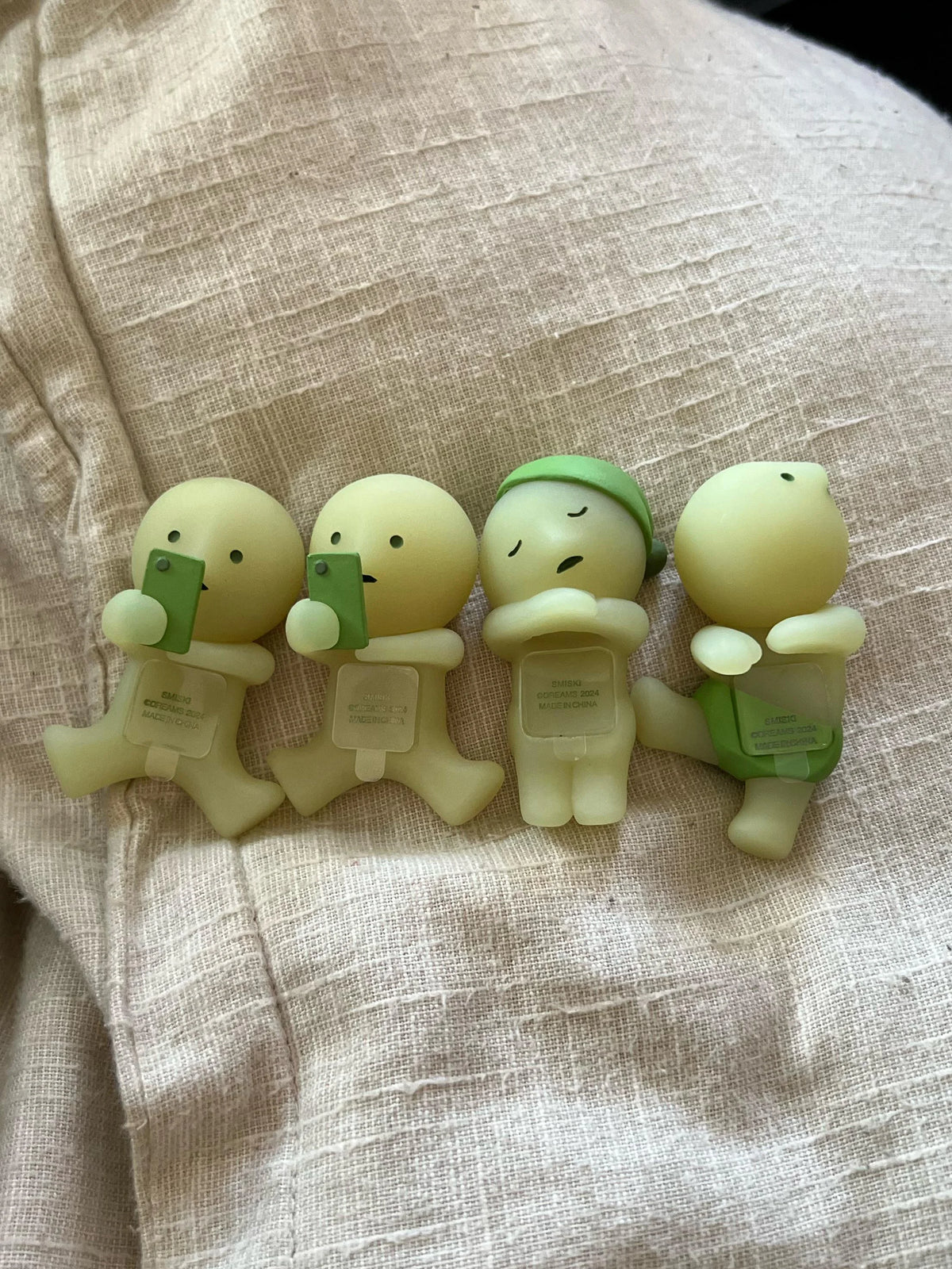 Blind Box · Smiski — Hippers · Alternativo