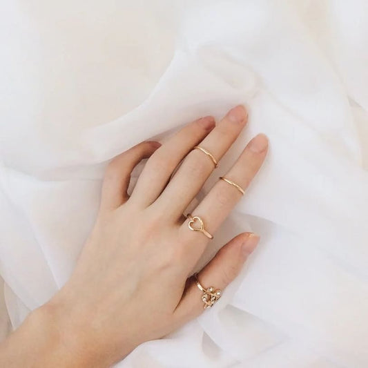 Set de 4 mini-rings dorados Corazón Enredadera