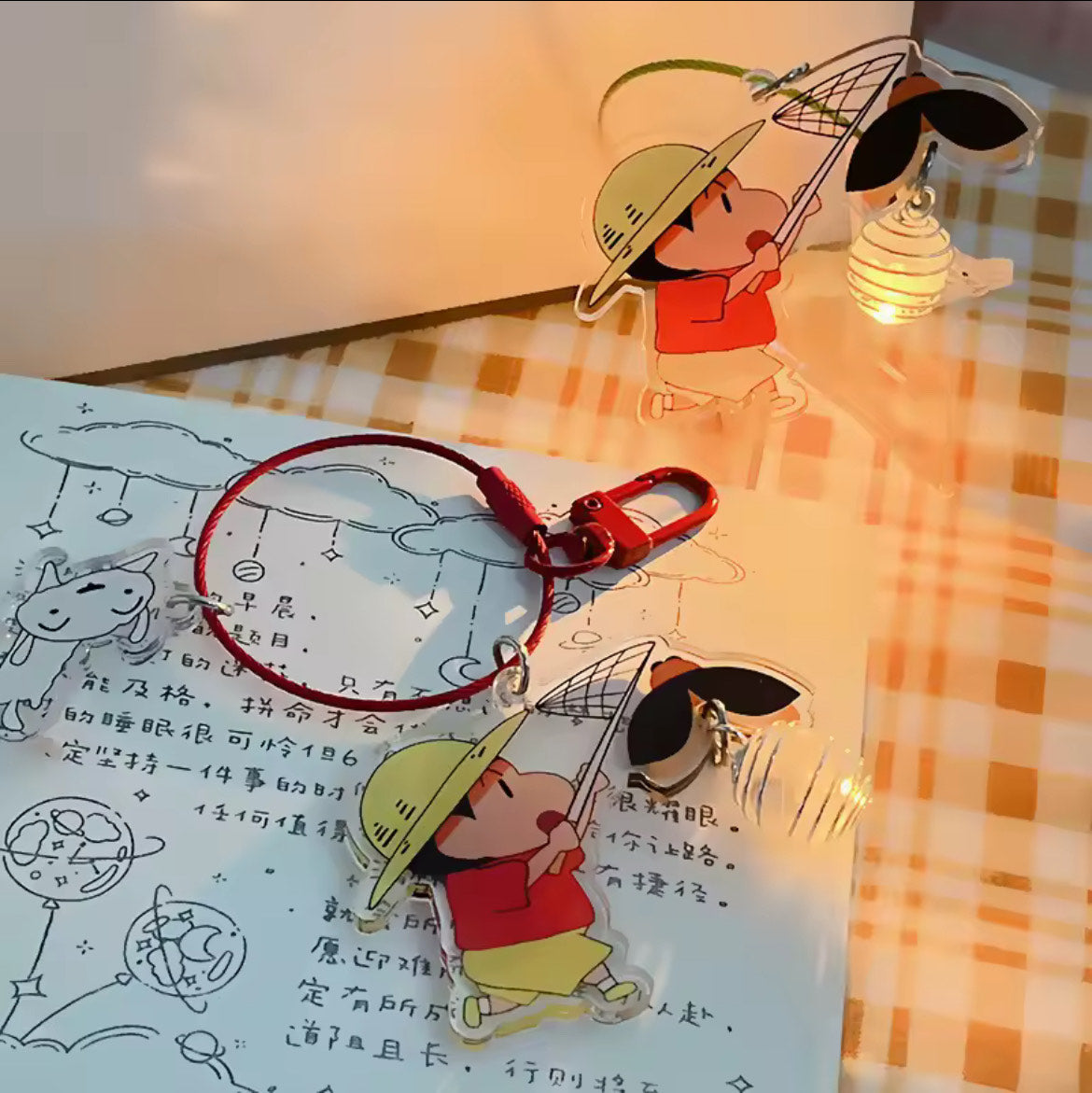 Colgante Crayon Shin-chan · Luciérnaga
