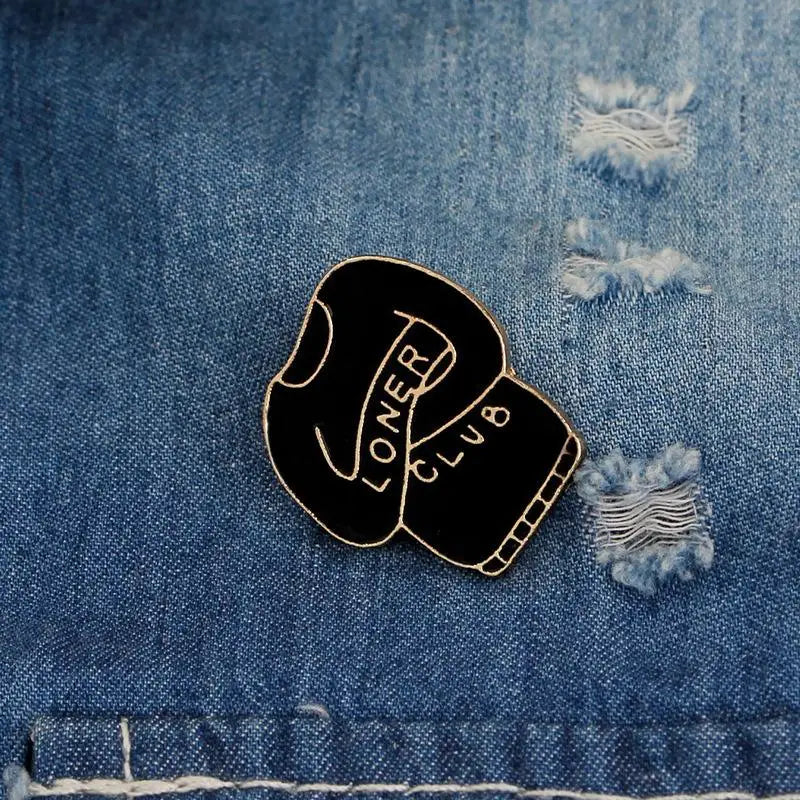 Set 7 Pins · Death