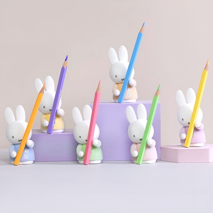 Blind Box · Miffy — Pen Holder