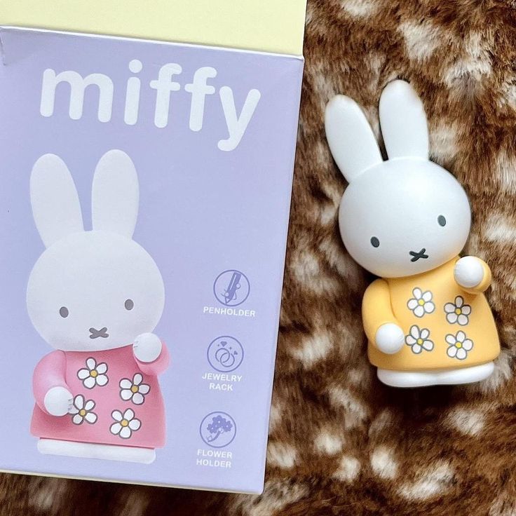 Blind Box · Miffy — Pen Holder