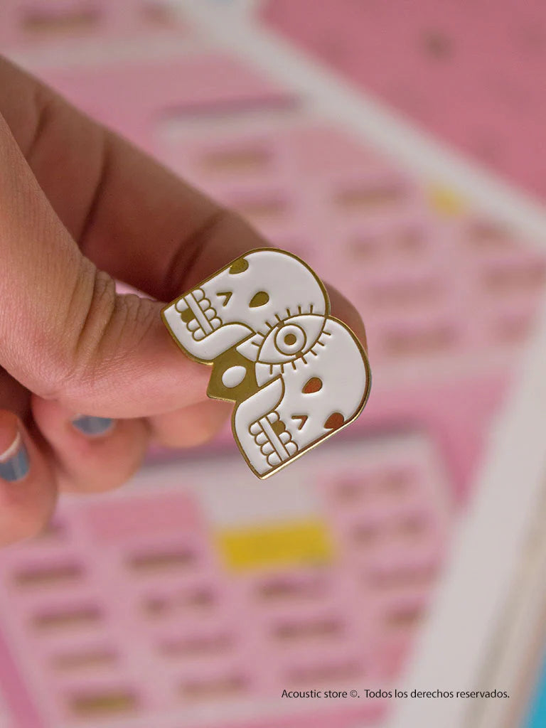 Pin Skulls
