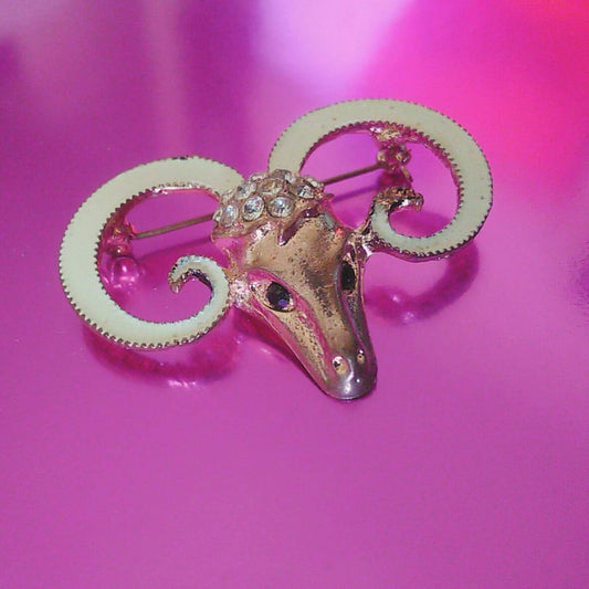 Broche de Alfiler · Aries