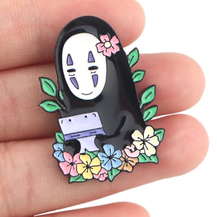 Pin Kaonashi · Studio Ghibli