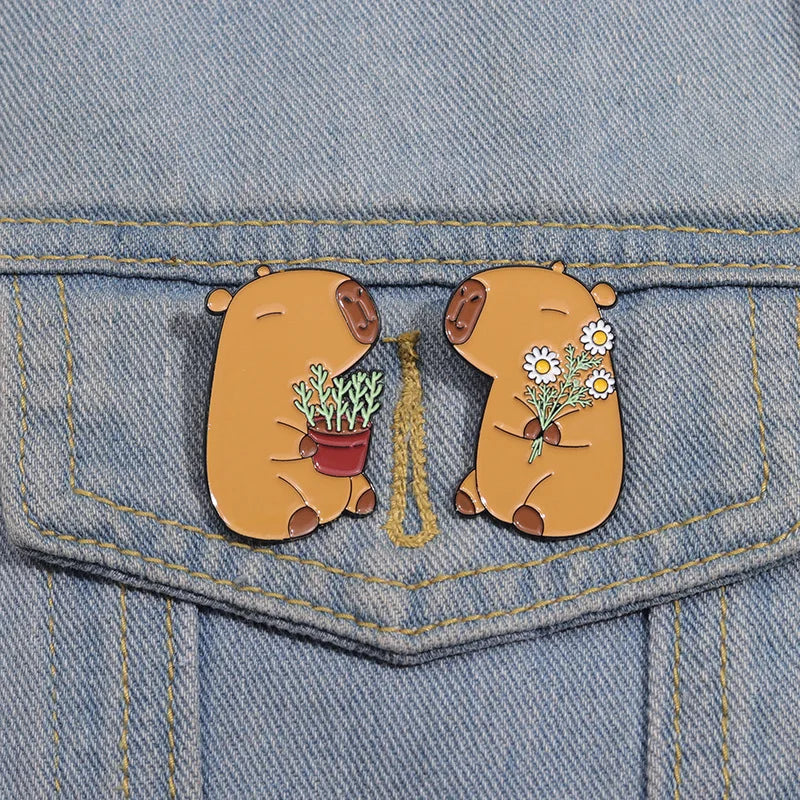 Pin Capibara · Grande