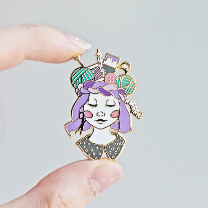 Pin Craft Queen