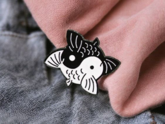 Pin Ying Yang · Ballenas & Peces