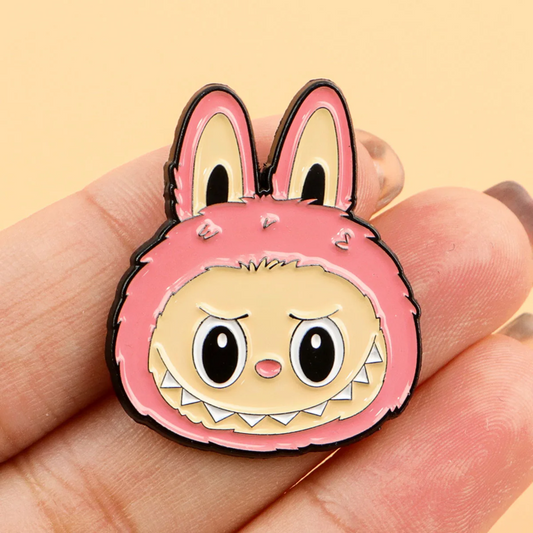 Pin Labubu · Rosa Lychee Berry